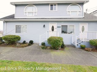 3400 37th Ave SW APT 3, Seattle, WA 98126