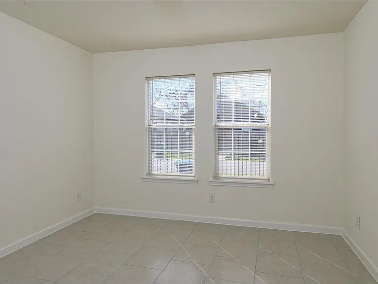 3409 Simmons St — Photo 7