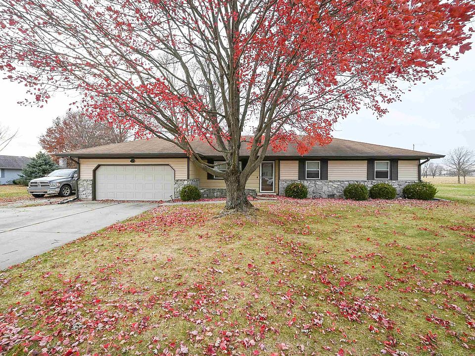 1st image of 705 Pinoak Dr