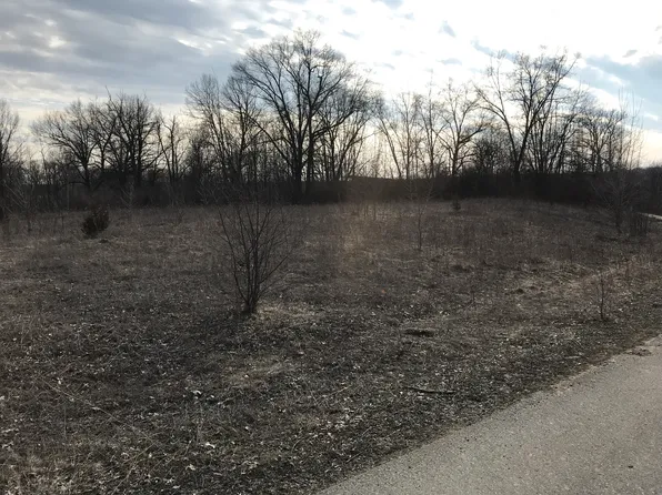 9089 Sunset Bluffs Dr, Clarkston, MI 48348