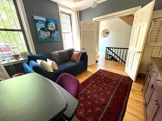 Rented by Nest Seekers International | media 9