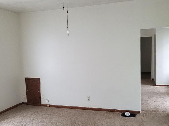 Another view of front room