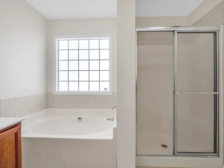 5020 Windflower Dr — Photo 23