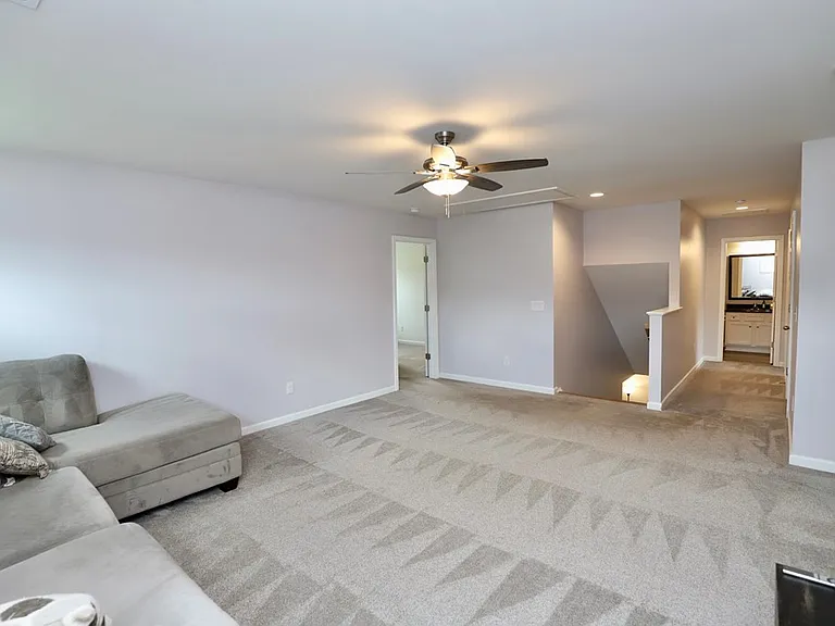 41 High Point Dr — Photo 32