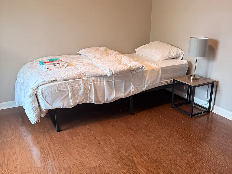 917 Tavistock Pl — Photo 12