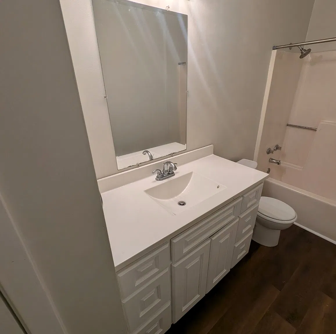 2 bed, 904 sqft, $1,000 — Photo 4