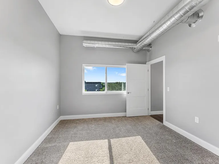 417 S 2nd Ave — Photo 40