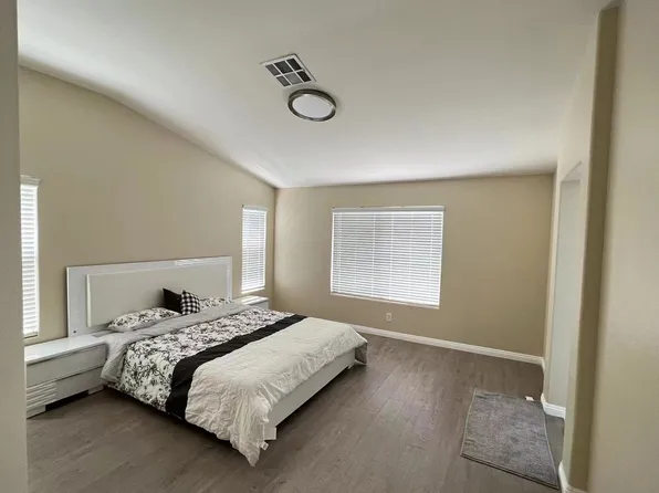(undisclosed Address), Las Vegas, NV 89117