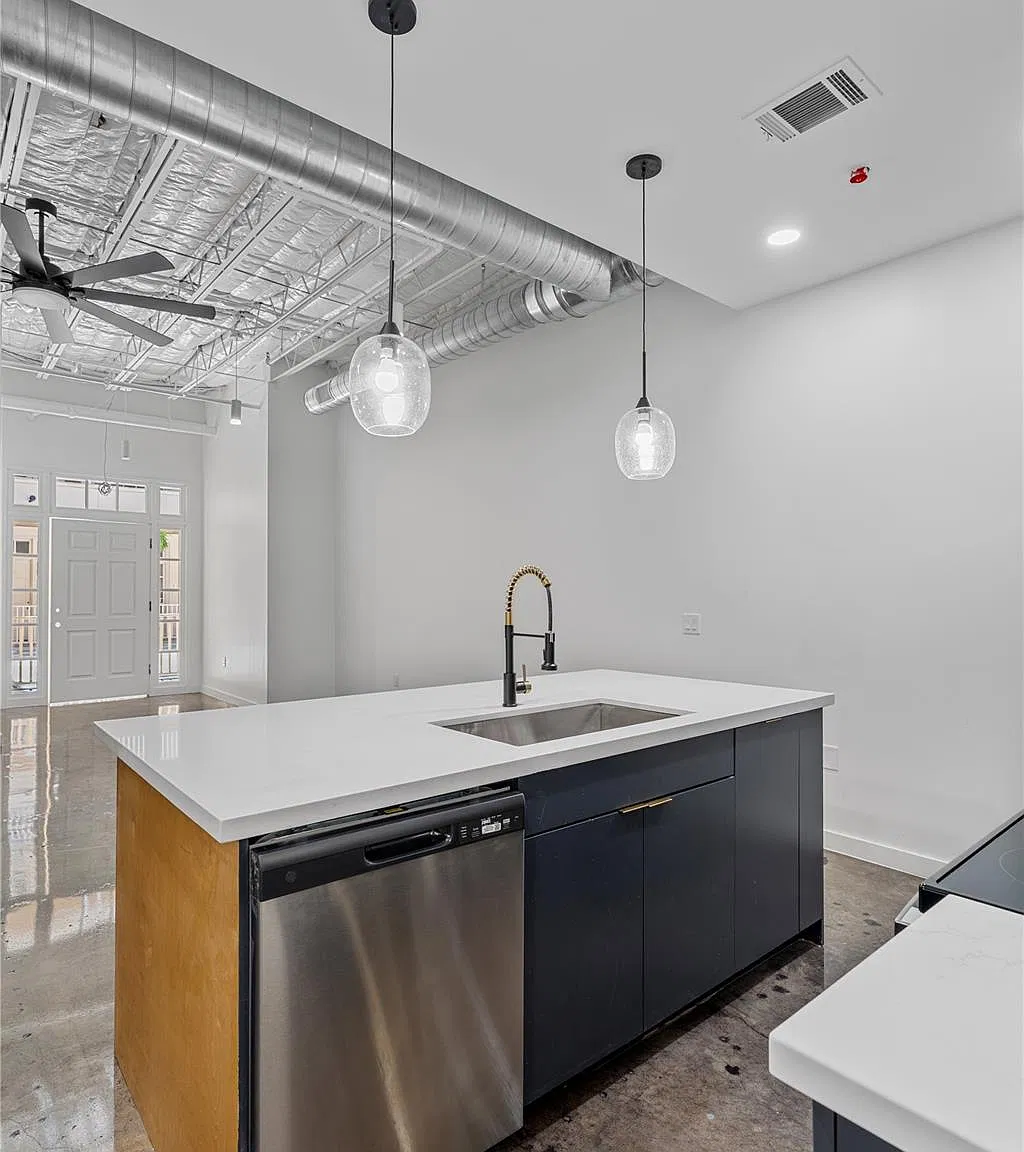 1 bed, 1.0 bath, 1040 sqft, $2,250 — Photo 4