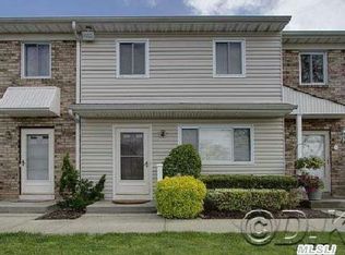 1595-13 N Central Ave, Valley Stream, NY 11580