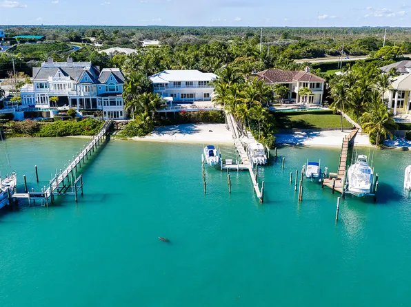 17649 SE Federal Highway, Jupiter, FL 33469