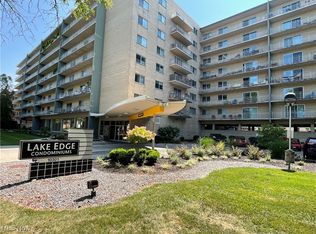 10301 Lake Ave APT 705, Cleveland, OH 44102