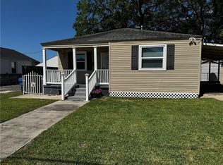 213 Warrington Dr, New Orleans, LA 70122
