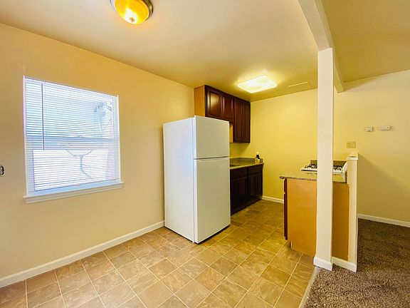 5th image of 3309 1st Ave #7