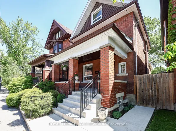 553 Runnymede Rd, Toronto, ON M6S 2Z8