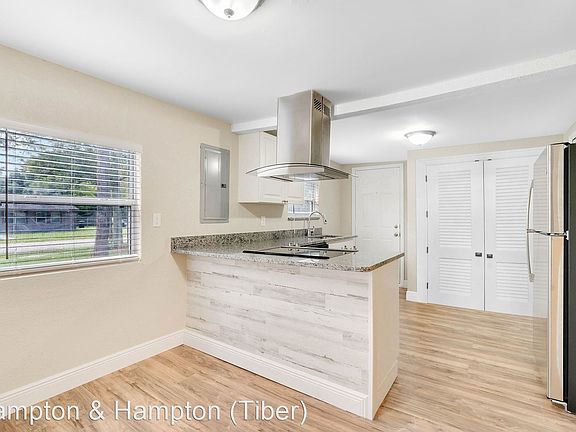 3rd image of 4229 Lenox Blvd
