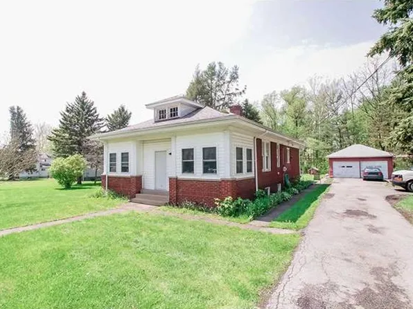 139 Old Furnace Rd, Hopwood, PA 15445