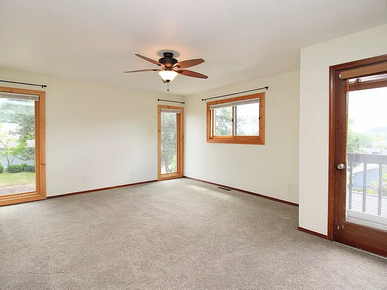 12047 SE 115th Ave — Photo 19