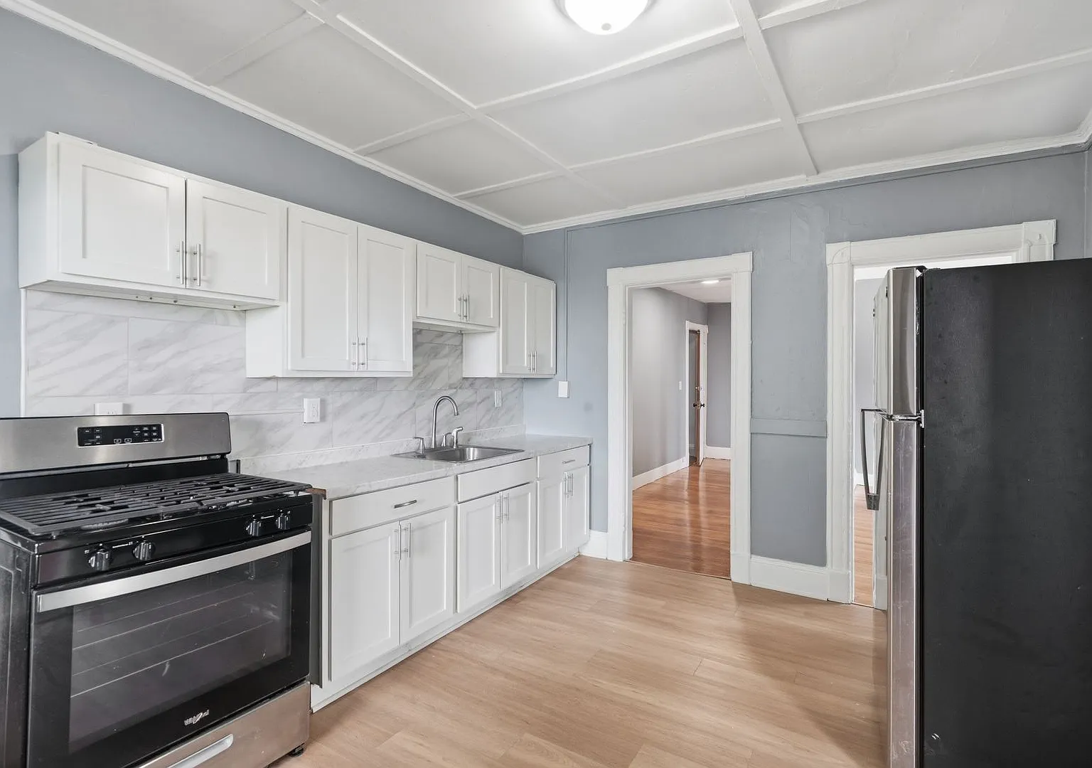 92 Woodside Terrace — Photo 2