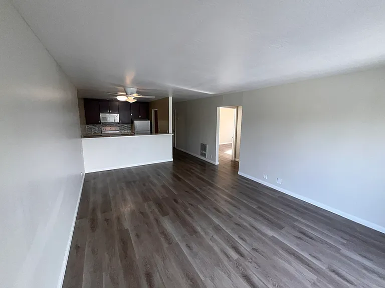 585 MacArthur Blvd — Photo 11