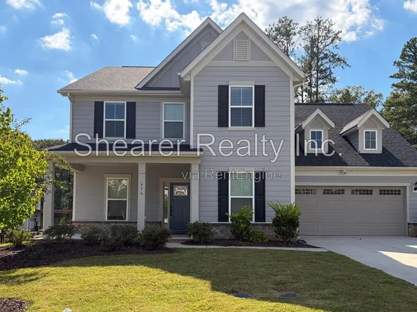 616 Southstone Dr, Matthews, NC 28104