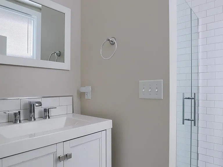 17 S Prince St #3 — Photo 7