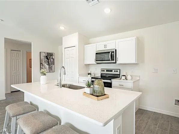 3321 15th St W, Lehigh Acres, FL 33971