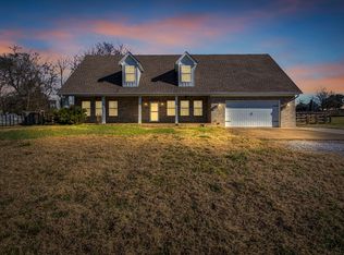 2107 Double Branch Rd, Columbia, TN 38401