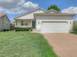 1209 E 33rd St, Joplin, MO 64804