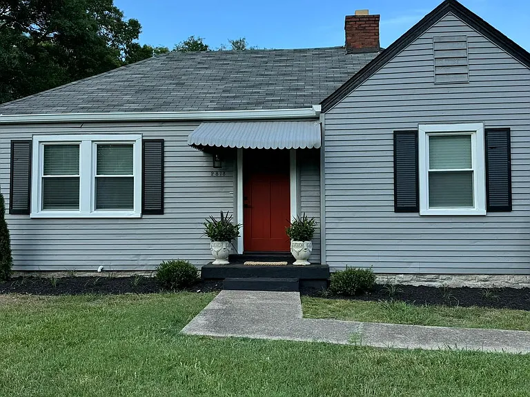 2818 Vaulx Ln — Photo 12