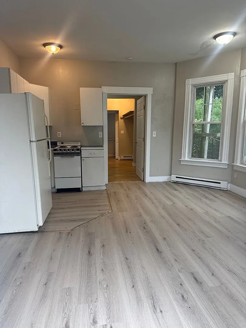 55 Blackhall Street — Photo 1