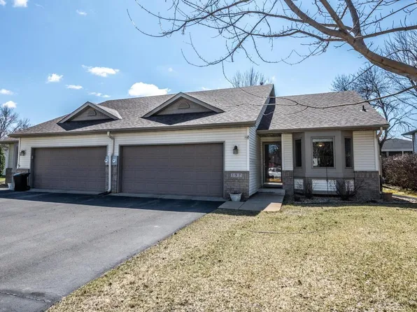 197 Hickory St W, Farmington, MN 55024