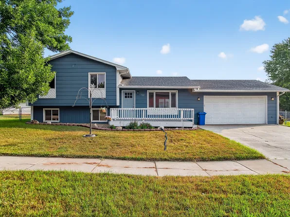 3302 Hall St, Rapid City, SD 57702