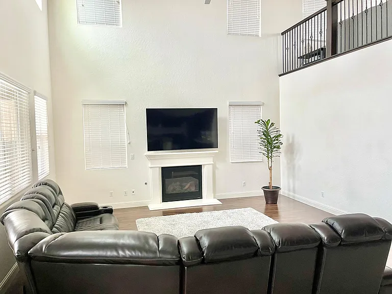 7692 E Garland Ave — Photo 8