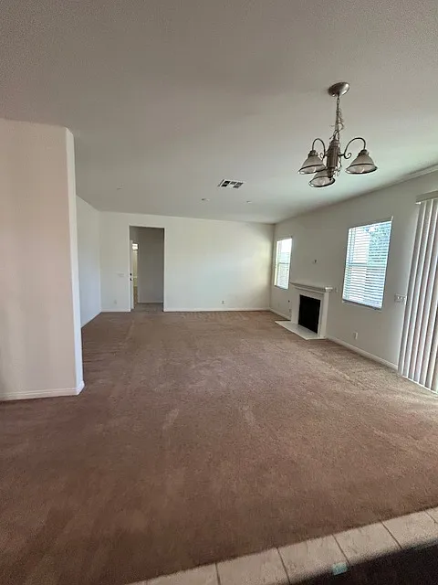 4 bed, 2905 sqft, $3,450 — Photo 2