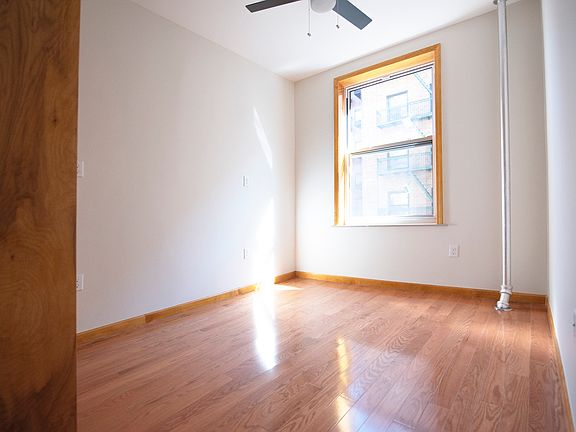4th image of 95 Elizabeth St #8