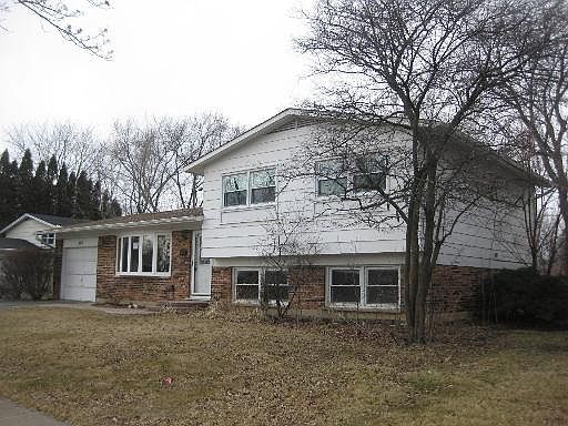 1st image of 502 W Kingsbury Dr