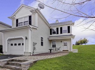 24 Thomas Rd #24, Poughquag, NY 12570