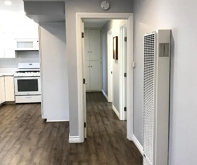 627 Marion Pl #4 — Photo 3