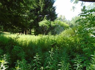 147 Maple Dr, Endicott, NY 13760