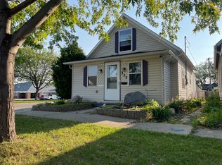322 S 10th St, Bismarck, ND 58504