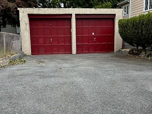 2nd image of 16 Avalon Rd