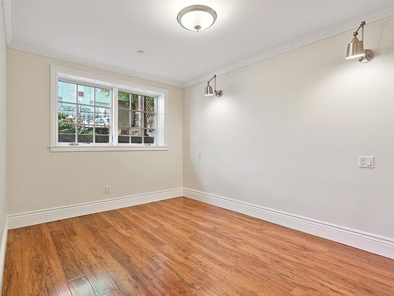 4th image of 260 Coleridge St #266A