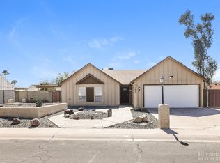 7037 W Ironwood Dr, Peoria, AZ 85345