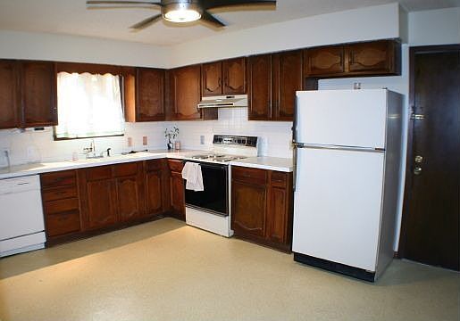 4th image of 1116 S Shelden St