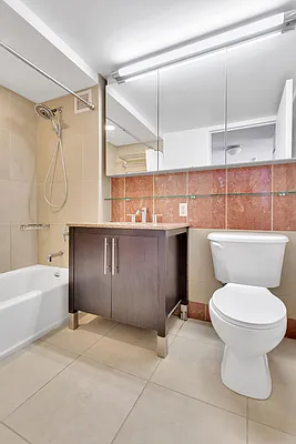 Rented by R New York | media 19