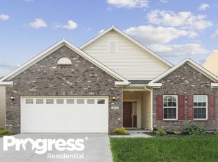 818 Blue Ash Trl, Greenwood, IN 46143