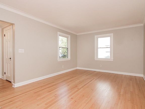 2nd image of 447 Cambridge Ave