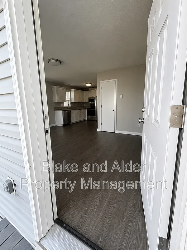 1 bed, 1.0 bath, $1,895 — Photo 3