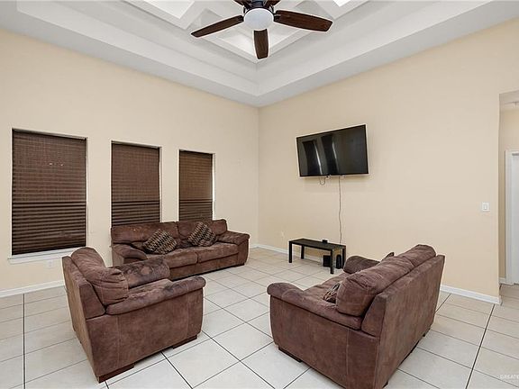 2nd image of 2405 Jay Dr
